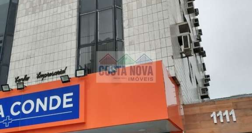 Conjunto comercial com 41m², em omita localização com 2 salas e 2 banheiros , prédio conta com 2 ele