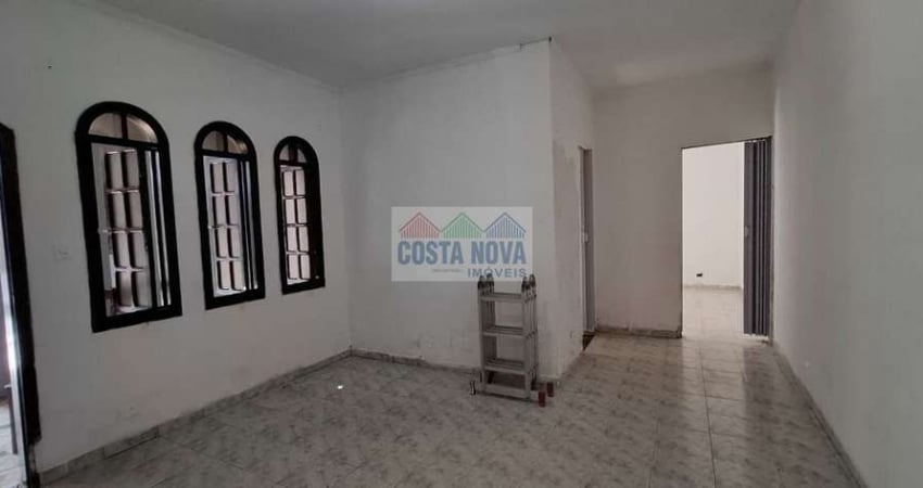 Casa a venda com mais 2 lojas no terreno no bairro Anhanguera em Praia Grande-SP