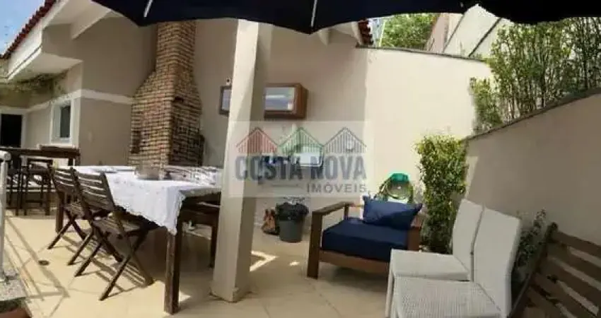 Sobrado de 223m² com 3 suítes e área gourmet na Água Fria ? Aceita permuta!