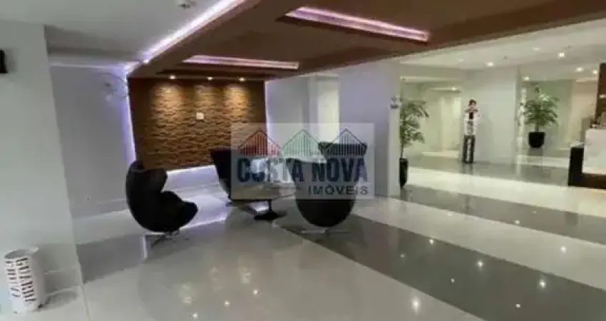 Sala comercial com 45m², com 1 banheiro, sacada, próximo a faculdades e centros comerciais