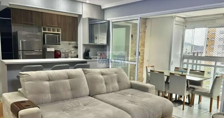 Apartamento com varanda gourmet e lazer completo na ponta da praia