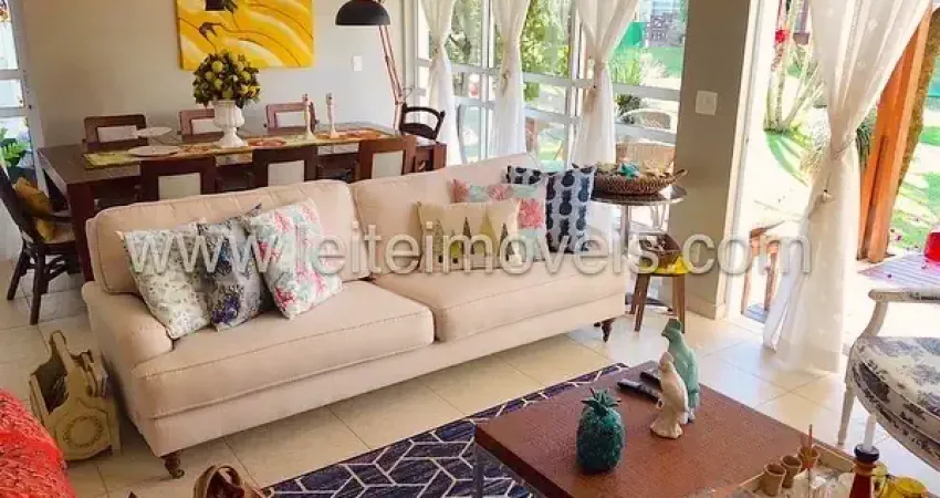 Casa 4 quartos ( 1 suíte), condomínio fechado, praia do estaleiro bc