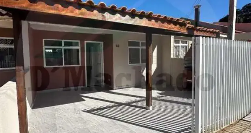 Casa para Venda em Fazenda Rio Grande, Estados, 2 dormitórios, 1 banheiro, 1 vaga