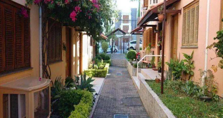 Sobrado com 2 dormitórios para alugar, 82 m² por R$ 2.628,00/mês - Camaquã - Porto Alegre/RS