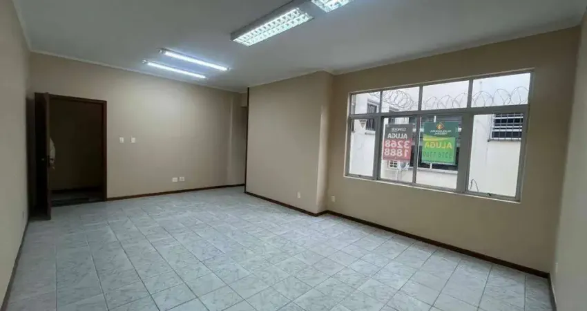 Sala para alugar por R$ 1.349,09/mês - Camaquã - Porto Alegre/RS