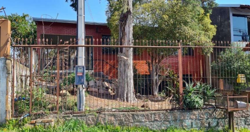 Casa com 3 dormitórios para alugar, 120 m² por R$ 5.000,00/mês - Espírito Santo - Porto Alegre/RS