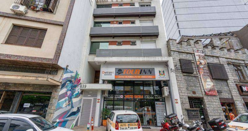 Apartamento com 1 dormitório para alugar, 37 m² por R$ 2.676,00/mês - Centro - Porto Alegre/RS