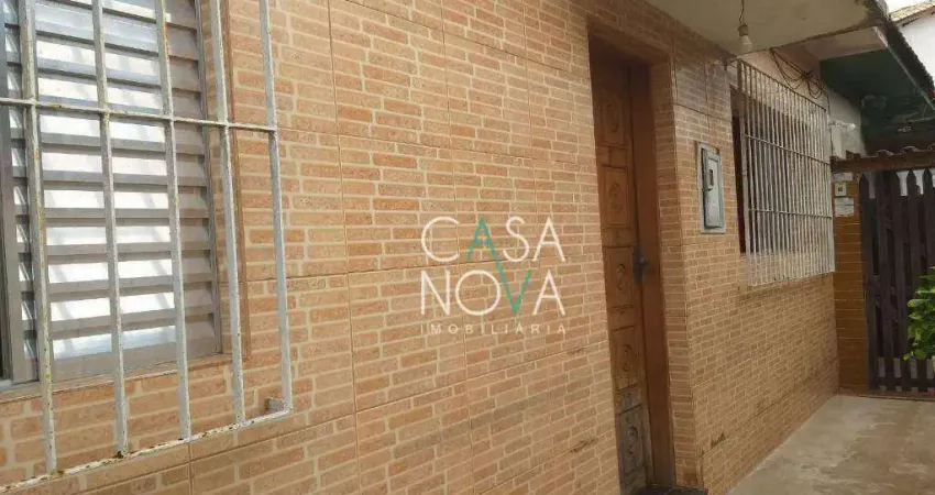 Casa com 2 dormitórios à venda, 62 m² por R$ 210.000,00 - Vila Cascatinha - São Vicente/SP