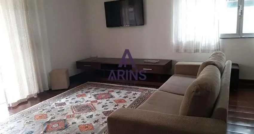 Casa Sobreposta Alta a Venda com 4 Dormitórios no Coração do Boqueirão–Santos/SP