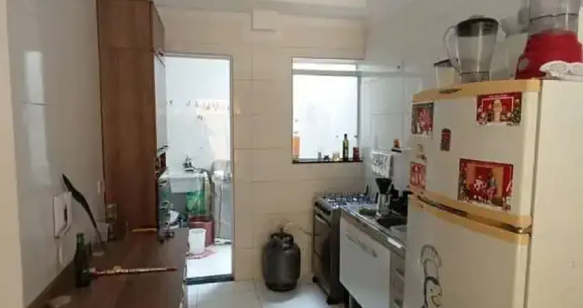 Casa com 2 quartos à venda na Rua Castelo do Piauí, 105, Itaquera, São Paulo