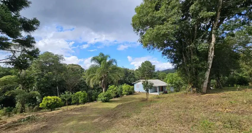 Chácara para Venda em Agudos do Sul, Queimados, 3 dormitórios, 1 banheiro, 1 vaga