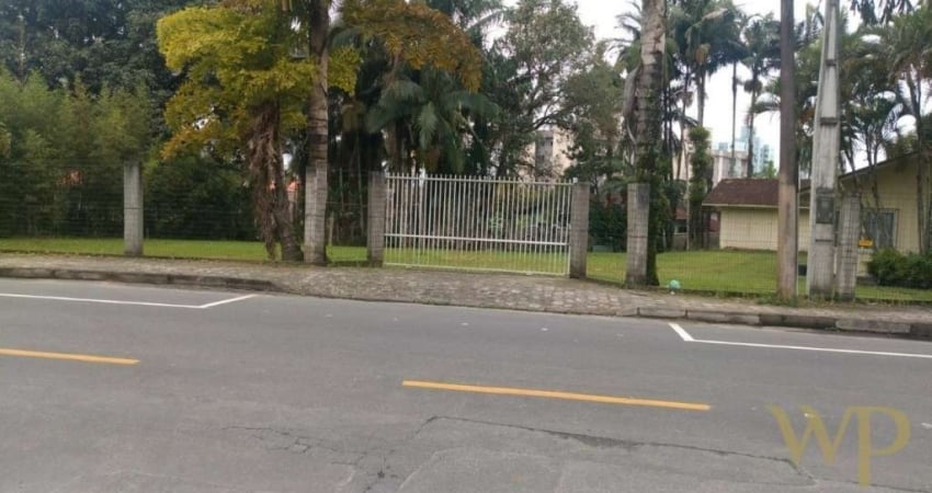 Terreno à venda na Rua Xaxim, 246, Iririú, Joinville