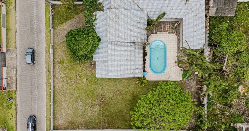 Casa com 3 quartos à venda na Barra Velha, 1261, Praia do Ervino, São Francisco do Sul