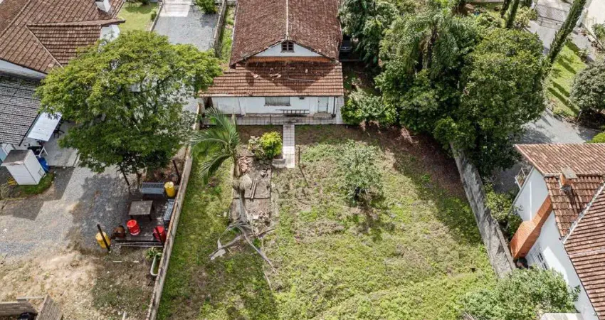 Terreno à venda na Rua Porto União, 1193, Anita Garibaldi, Joinville