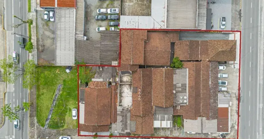 Terreno comercial à venda na Rua Doutor João Colin, 2341, América, Joinville