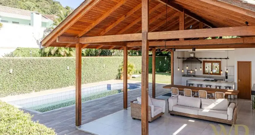 Casa com 3 quartos à venda na Rua João Krisch, 63, Glória, Joinville