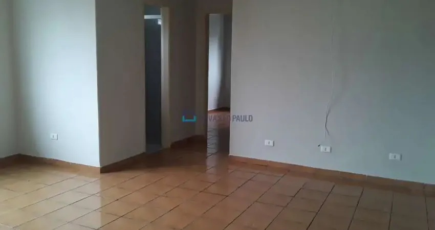 Casa assobradada de 2 dorms com 1 vaga em ótima localização