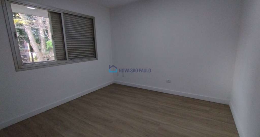 sobrado comercial, Trav. Av. Jurucê, prox. a Av. Rubens Berta