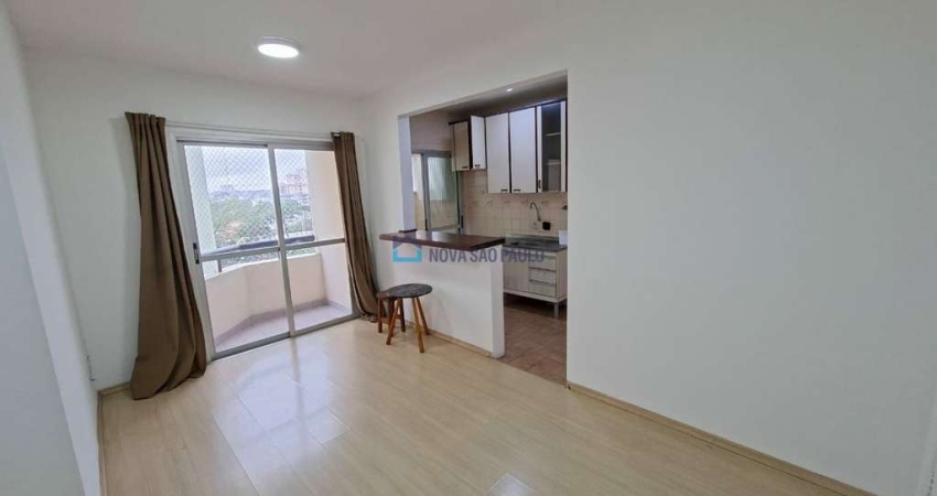 Apartamento com 2 quartos para alugar na Rua Ibituruna, --, Saúde, São Paulo