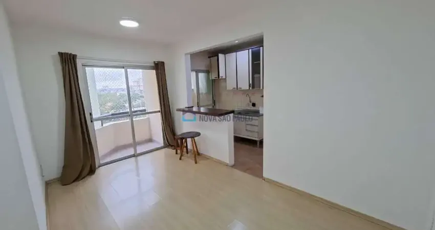 Apartamento com 2 quartos para alugar na Rua Ibituruna, --, Saúde, São Paulo