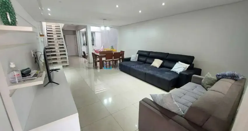 Casa com 3 quartos para alugar na Rua Massaranduba, --, Saúde, São Paulo