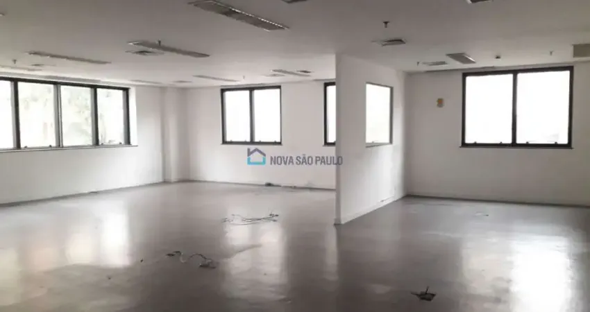 Conjunto comercial para locação próximo à Av. Paulista