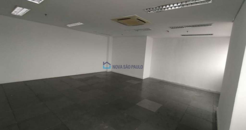 Sala Comercial bem localizada em prédio novo disponível para locação na Vila Monte Alegre.