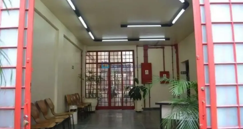 Prédio com 20 salas para alugar na Rua Dom Duarte Leopoldo, --, Cambuci, São Paulo