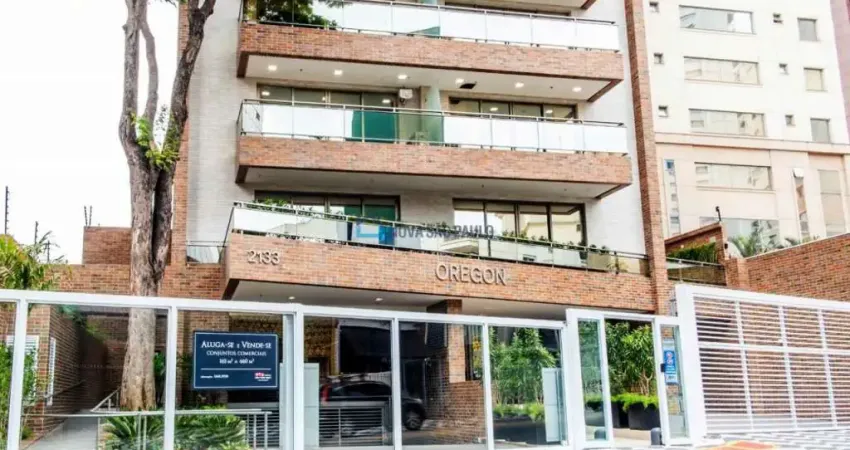 Conjunto Comercial- Cobertura   com 16 vaga de garagem, para locação.