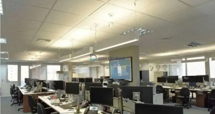 Sala comercial com 8 salas para alugar na Avenida Pedroso de Morais, --, Pinheiros, São Paulo