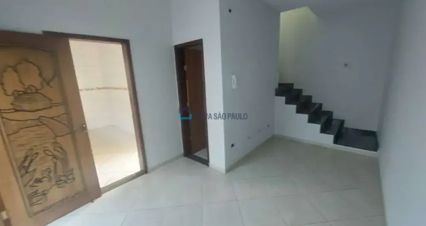Casa com 3 quartos para alugar na Rua João Baptista Ventura, --, Vila Guarani, São Paulo