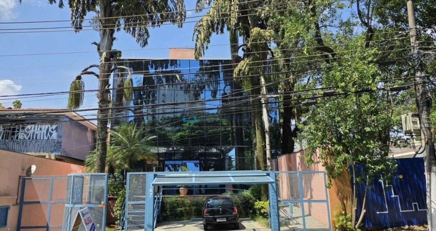 Prédio com 10 salas para alugar na Avenida Indianópolis, --, Indianópolis, São Paulo