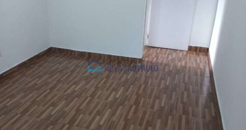 Casa para Alugar na Vila Campestre ! Conforto e Praticidade para Você!