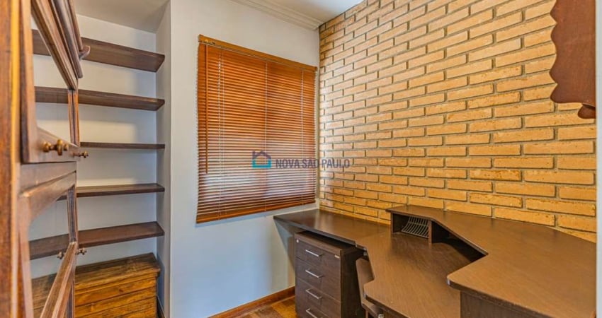 Apartamento para locação 3 quartos, uma sacada  em Moema.
