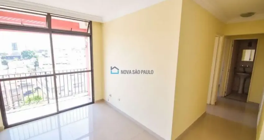 500 metros do Metrô Saúde, com 02 dorm, sacada, 50 m² e 01 vaga