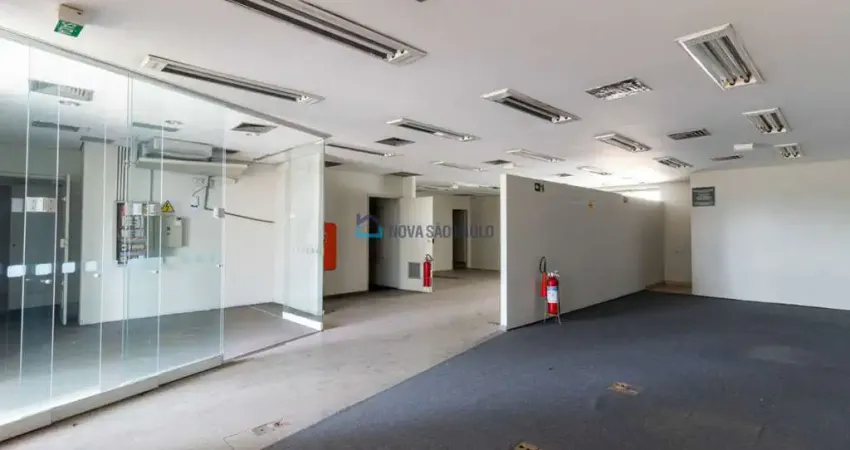 Loja  Alto de Pinheiros - 180m²