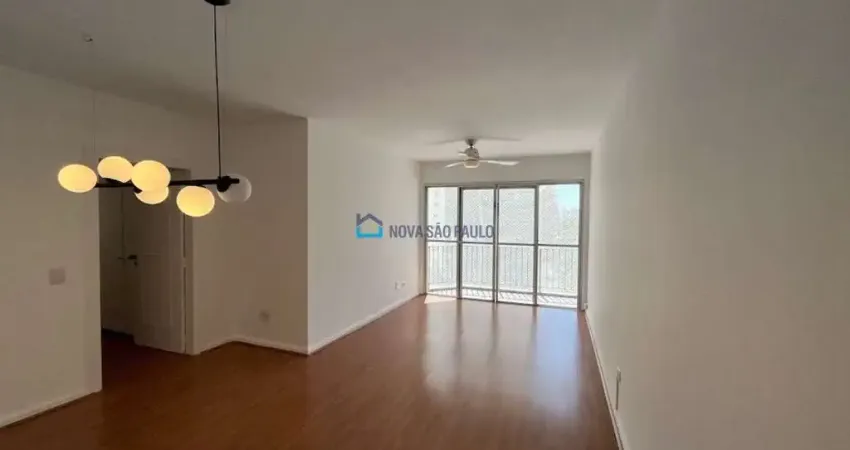 Locação | Apartamento no Campo Belo | 3 Quartos | 1 Suíte | 1 Vaga