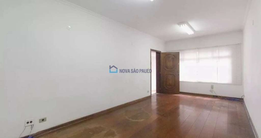Sobrado para locação na Vila Santa Catarina com 03 quartos e 02 vagas