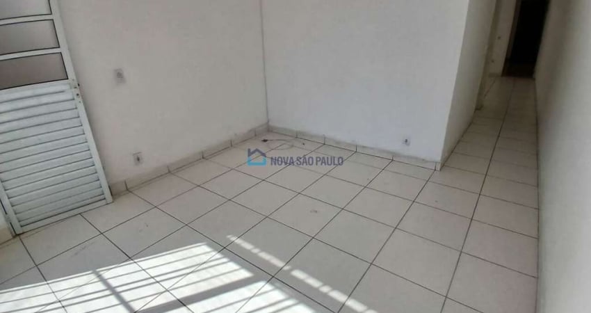 Casa térrea no Jardim Miriam com 02 Dormitório e 01 vaga de garagem