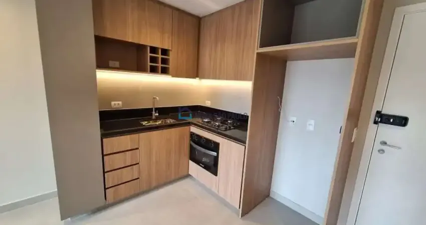 Studio Moema com 29m², 1 quarto - Totalmente reformado
