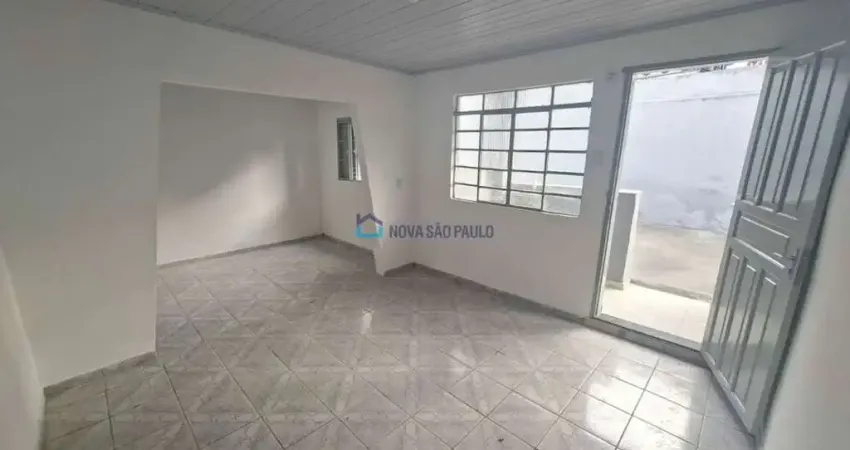Casa para locação Na Vila do Encontro com 2 quartos e 01 vaga