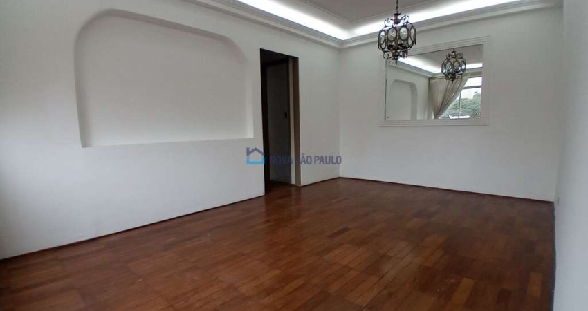 Apartamento com 3 quartos para alugar na Avenida Moaci, --, Indianópolis, São Paulo