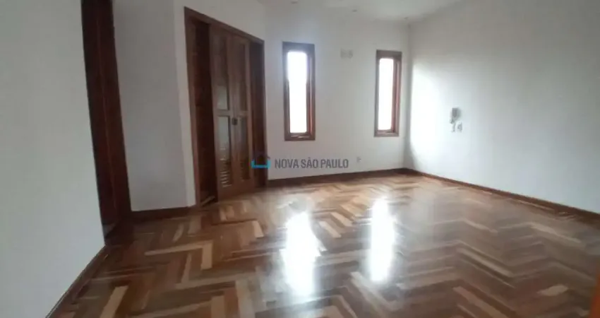 Sala comercial com 1 sala para alugar na Rua Francisco Floriano Rodrigues, --, Jardim Itapeva, São Paulo