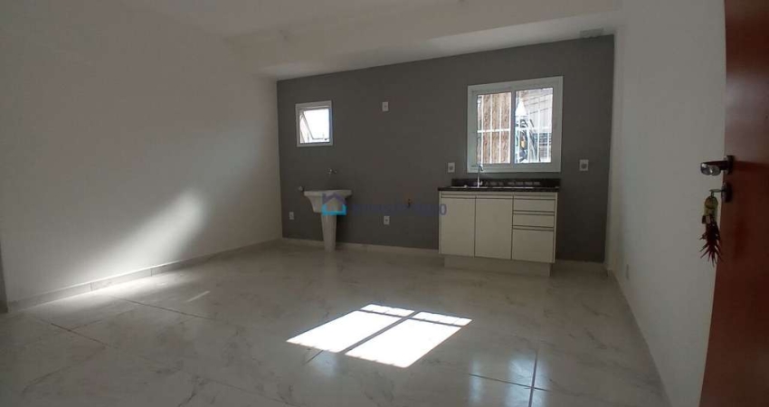 Apartamento com 1 quarto para alugar na Rua Vale da Vinha, --, Jardim Miriam, São Paulo