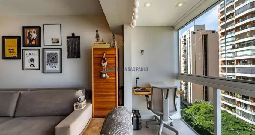 Apartamento  Vila Nova Conceição com 95m² - 3 Dormitórios, 2 suítes, 2 vagas