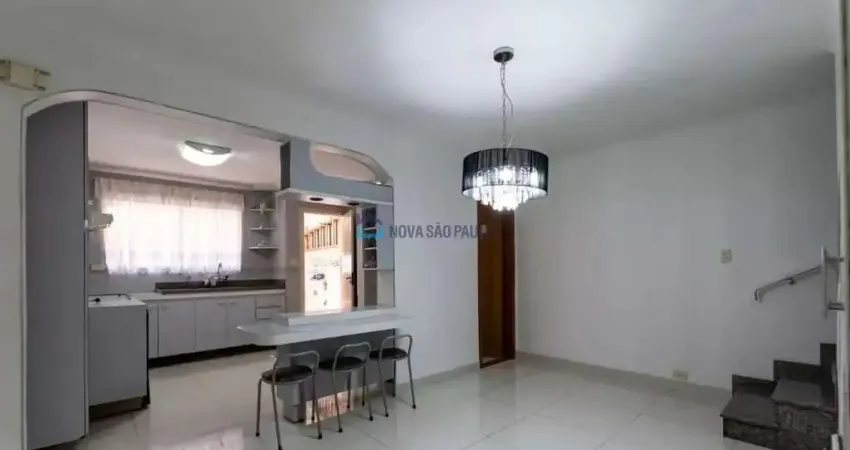 Casa com 3 quartos para alugar na Rua Francisco Bautista, --, Jardim Santa Emília, São Paulo