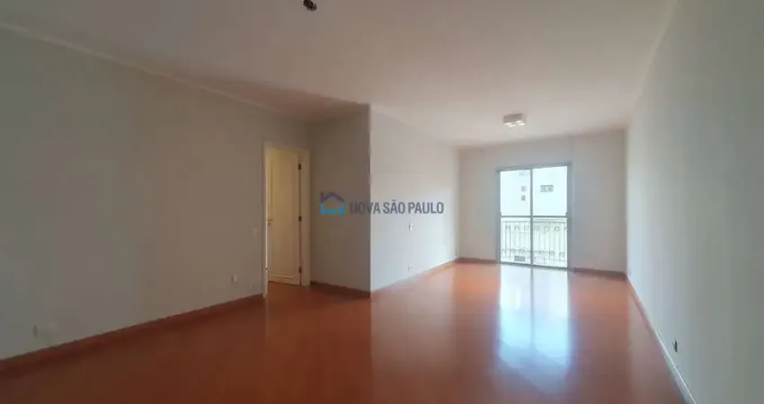 Apartamento com 3 quartos para alugar na Avenida Macuco, --, Indianópolis, São Paulo