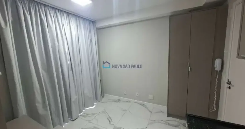 Studio Mobiliado com Varanda em Mirandópolis ? São Paulo/SP!