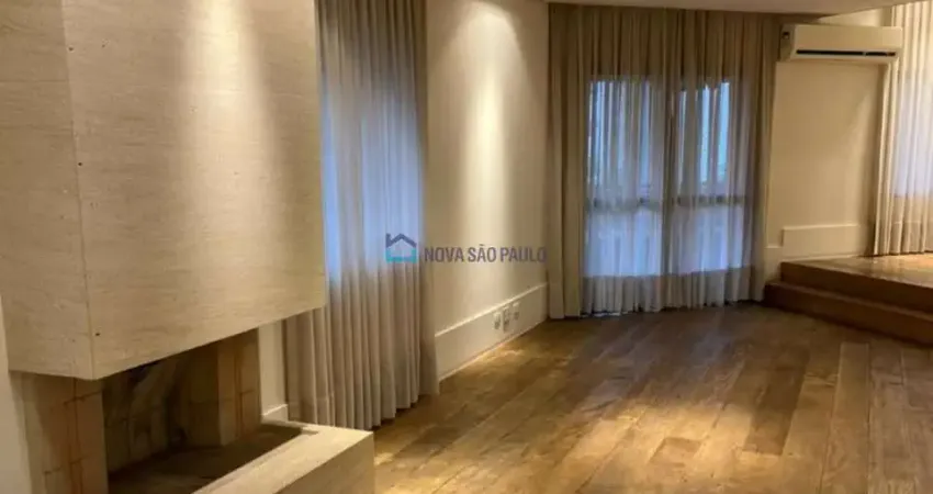 Apartamento com 4 quartos para alugar na Rua Doutor Renato Paes de Barros, --, Itaim Bibi, São Paulo