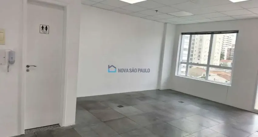 Conjunto Comercial próximo Shopping Metro Santa Cruz